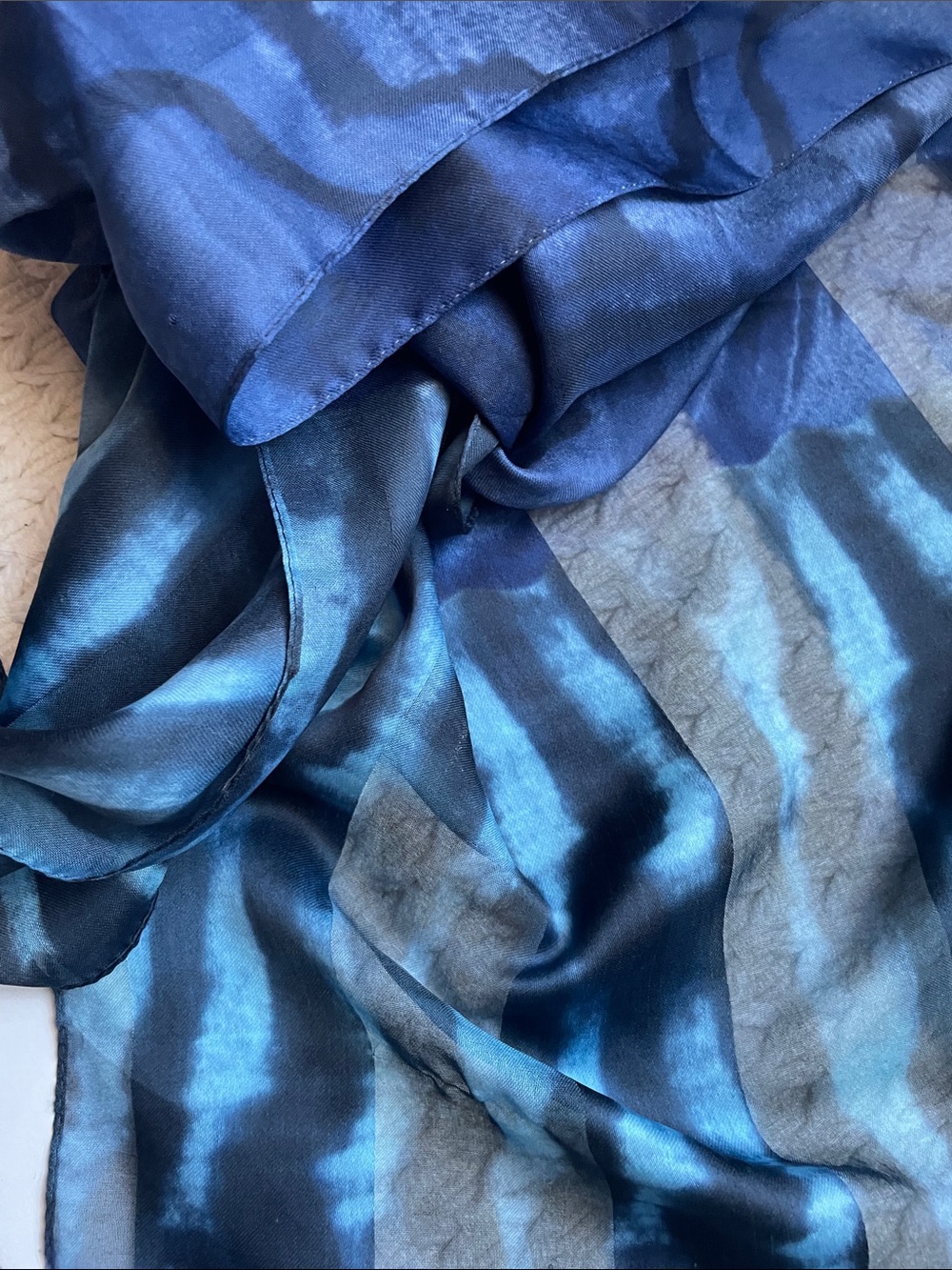 VTG TIE DYED SILK SCARF
